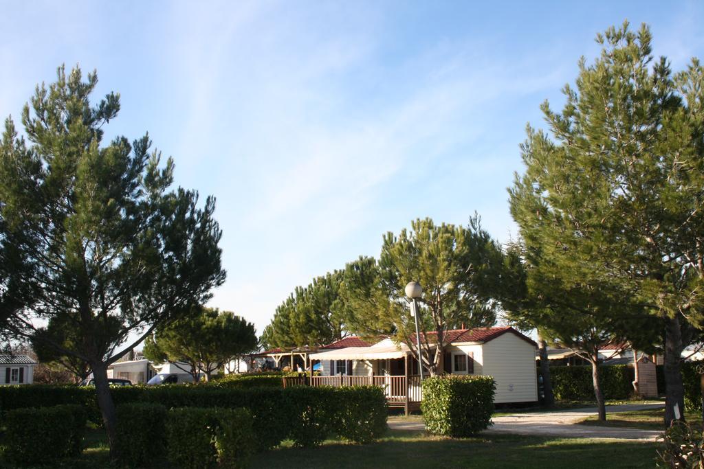 Camping Manon Hotel Orange  Exterior foto